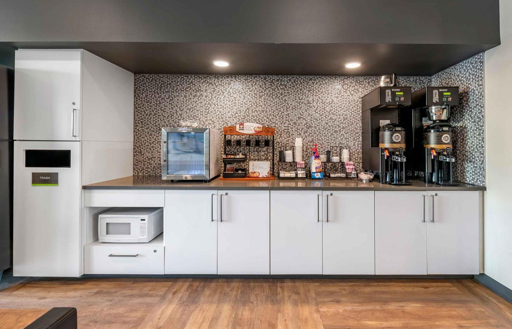 Extended Stay America Premier Suites - Colorado Springs - South מראה חיצוני תמונה